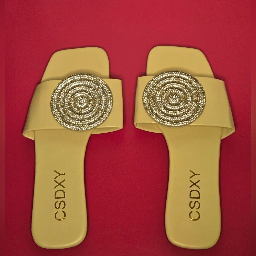 Embellished Cream Slides Size 6.5/37